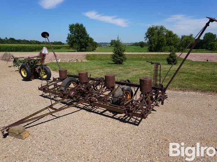 john-deere-490-image-1