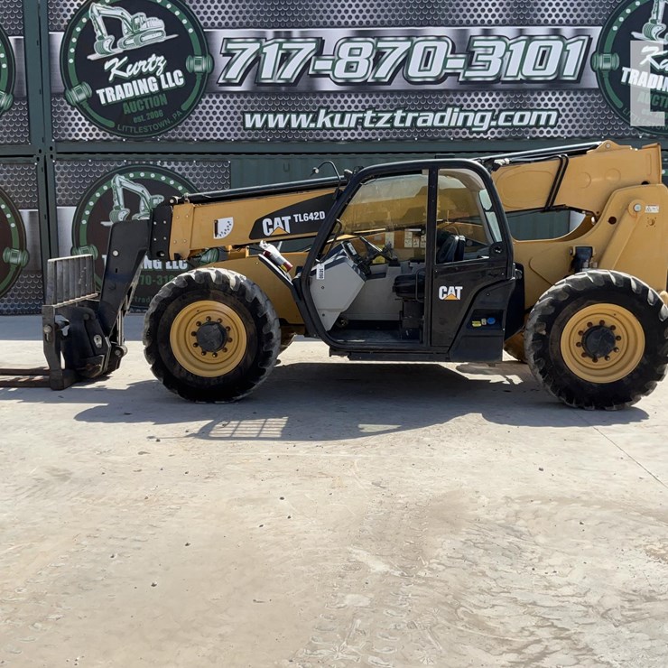 2016 CATERPILLAR TL642D