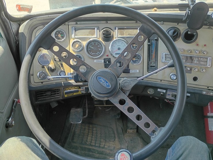 1994-ford-ltla9000-image-77