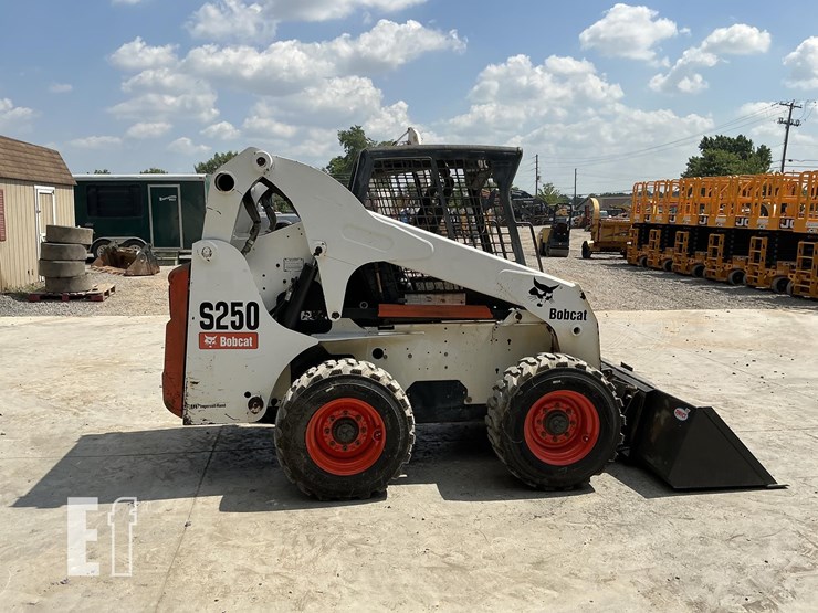 2005-bobcat-s250-image-5