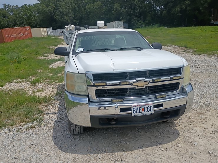 2008-chevrolet-silverado-3500-image-14