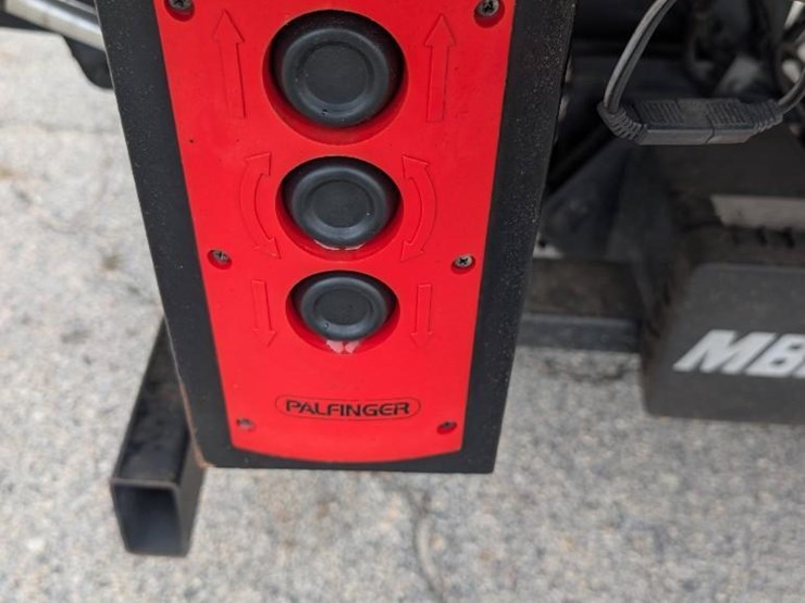 2015-ford-f550-image-27