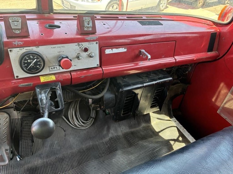 1990-ford-c800-image-26
