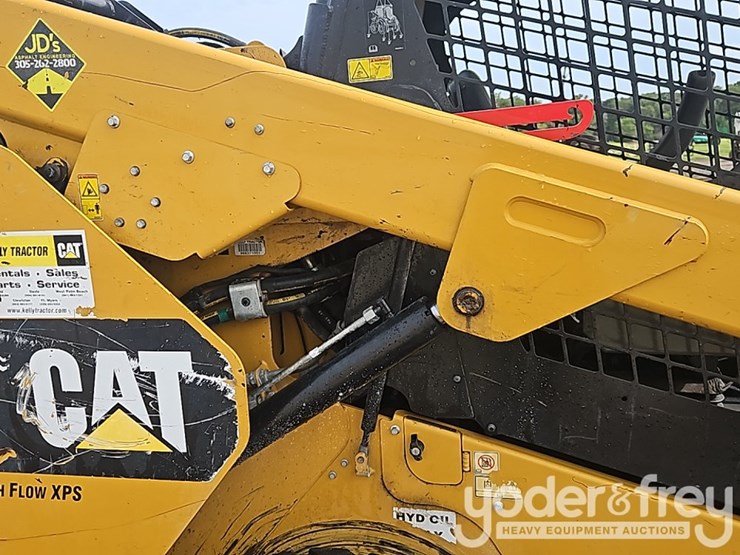 2016-caterpillar-262d-image-9