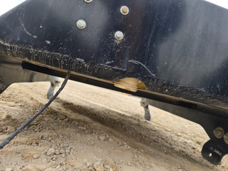 #23963-•-sprayer-tank-skid-steer-roof-mount-image-8