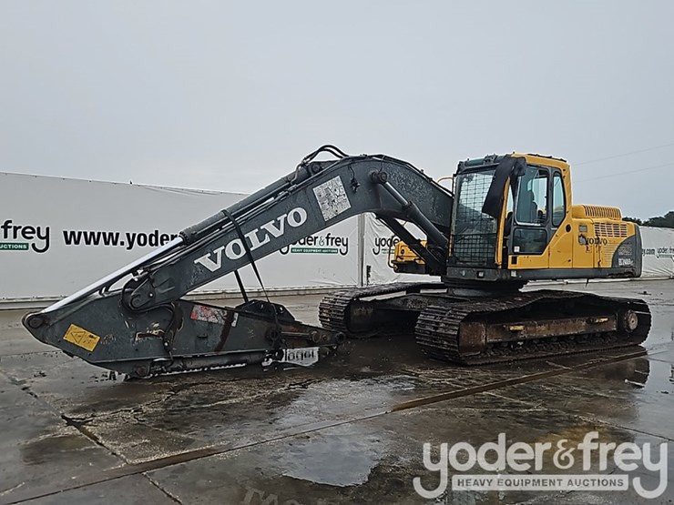 volvo-ec240b-lc-image-1