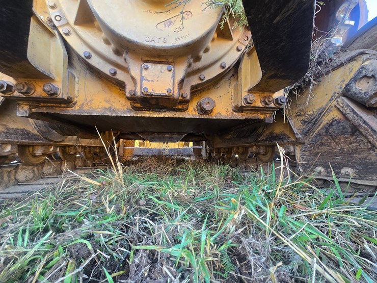 2002-caterpillar-d6r-image-69