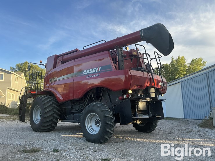 2011-case-ih-5088-image-5