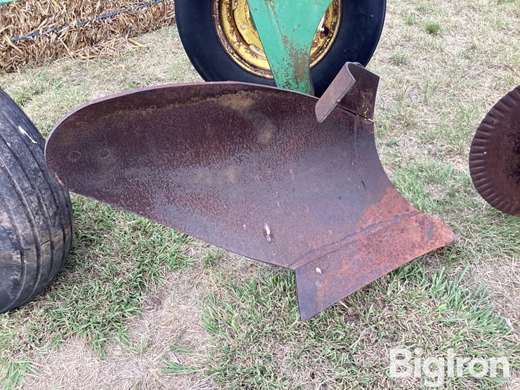 john-deere-7-image-19