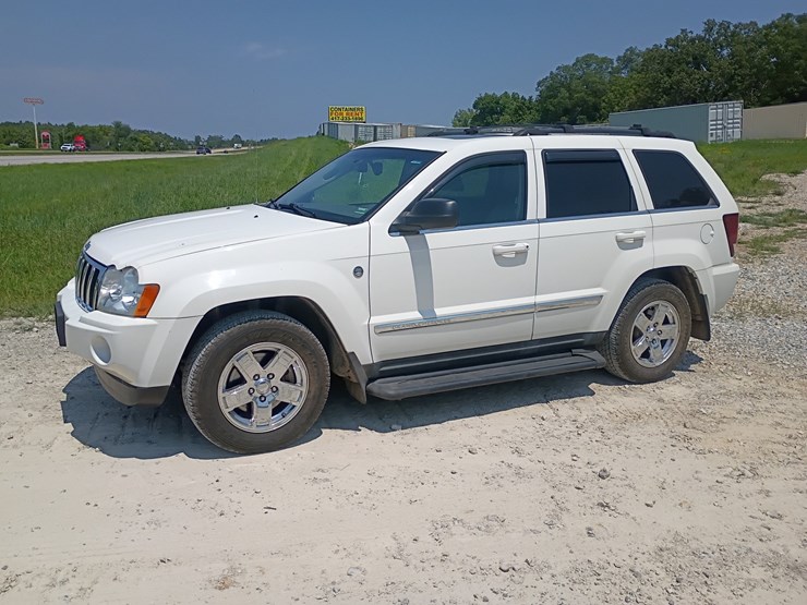 2007-jeep-grand-cherokee-image-2