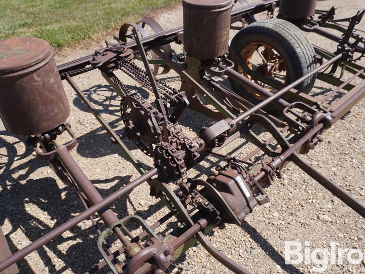 john-deere-490-image-11