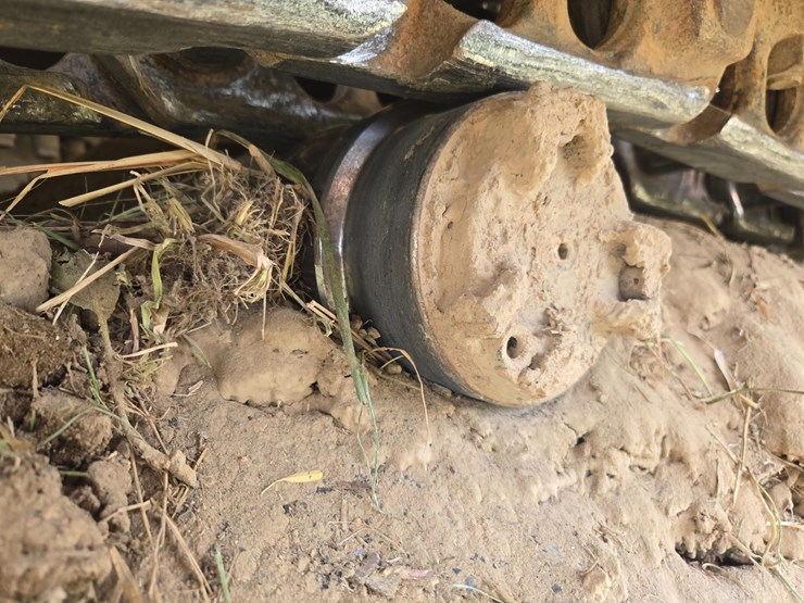 2019-caterpillar-320-image-72