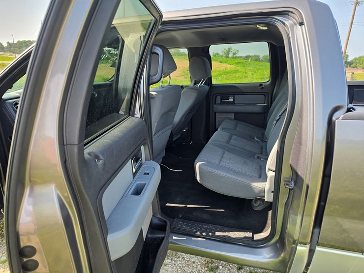 2012-ford-f150-image-46