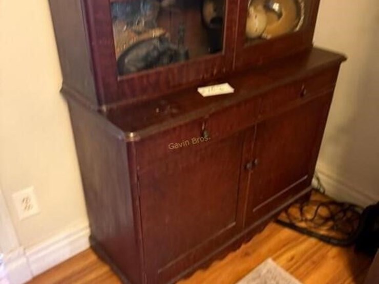 wood-glass-door-cabinet-image-5
