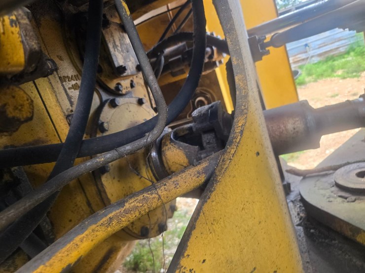 1980-caterpillar-988b-image-81
