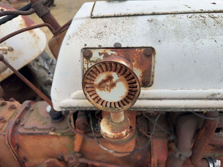 ford-8n-image-32