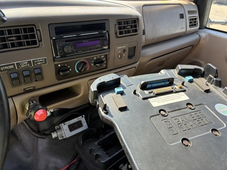 2004-ford-f450-image-30