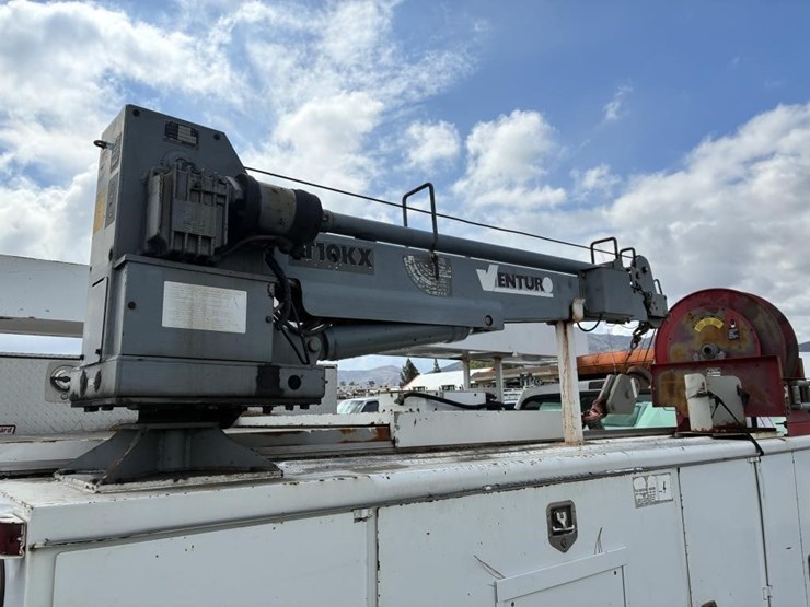 2002-ford-f550-image-14