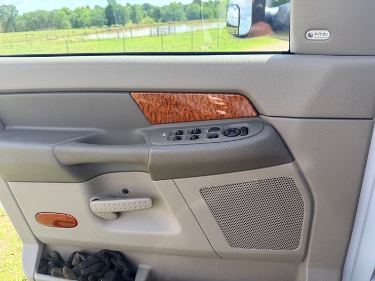 2007-dodge-ram-3500-image-68