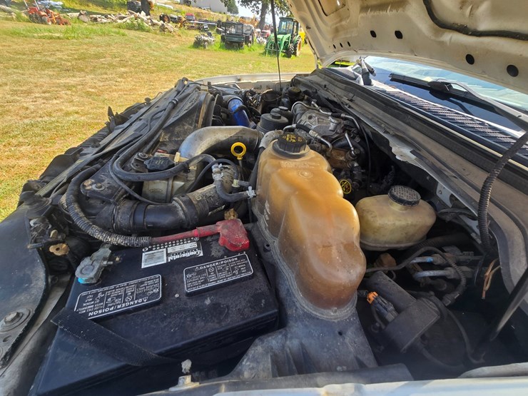2010-ford-f350-image-15