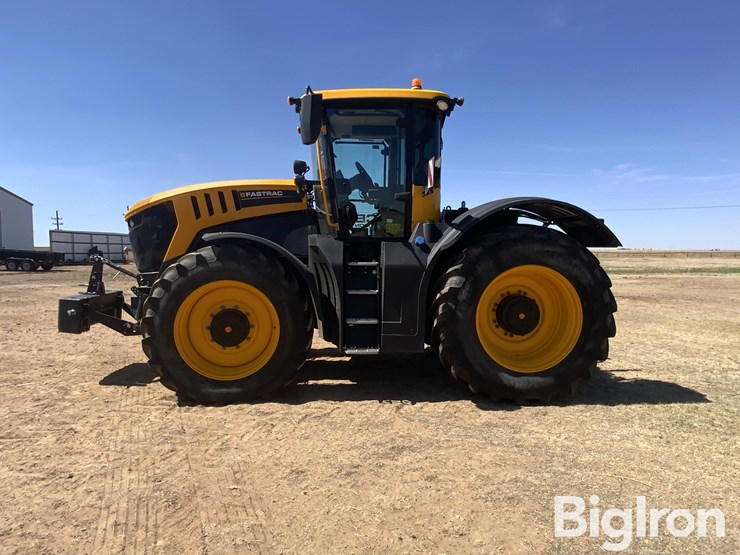2023-jcb-fastrac-8330t4fcc-4wd-tractor-image-8