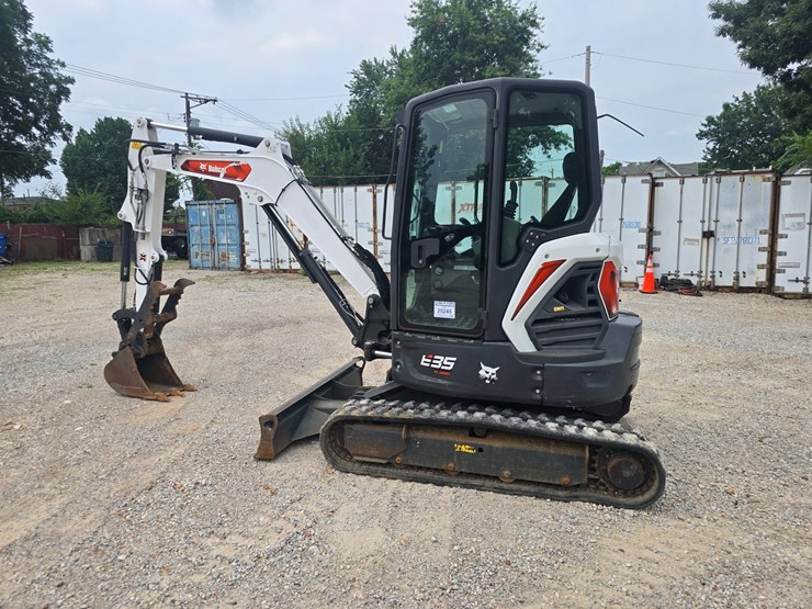 2022-bobcat-e35-image-8