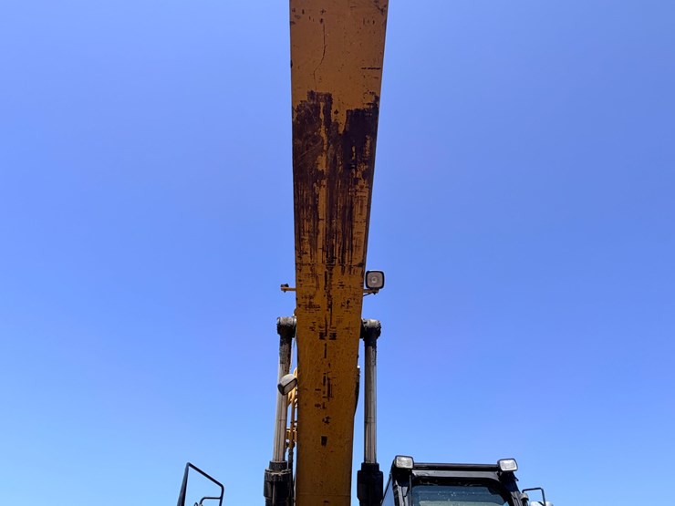 2010-caterpillar-328d-image-150