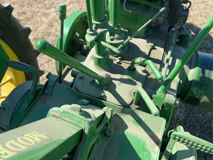 john-deere-model-b-image-43
