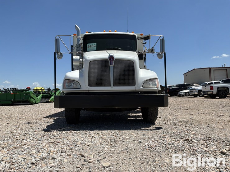 2016-kenworth-t370-image-9