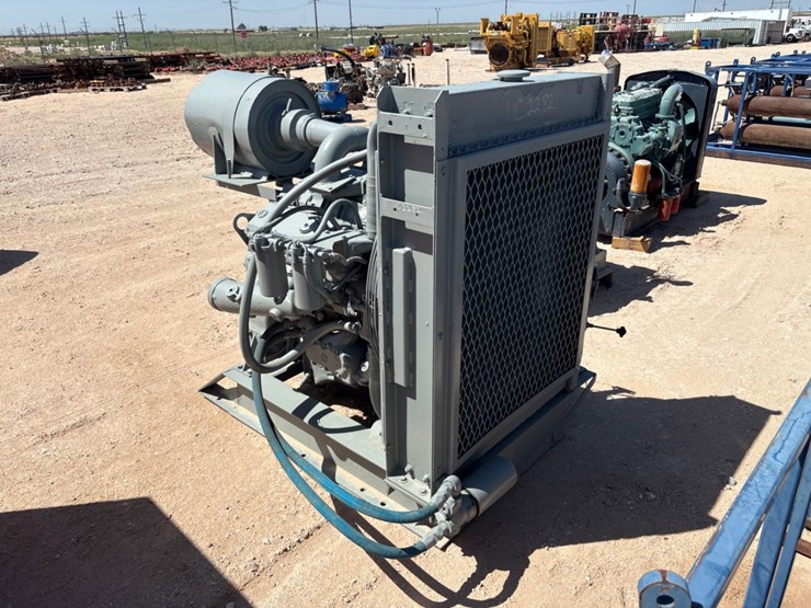 detroit-diesel-6v92-engine-w/-radiator-image-3
