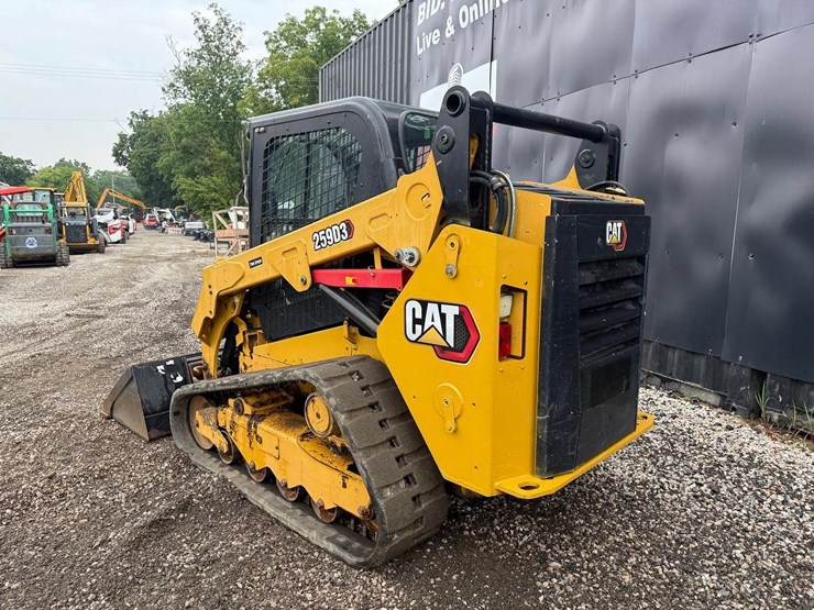 2022-caterpillar-259d3-image-2
