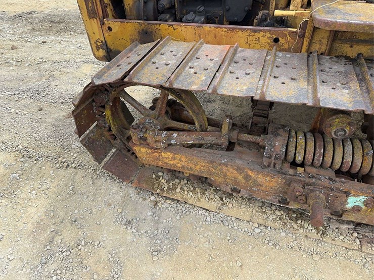 caterpillar-d2-image-22