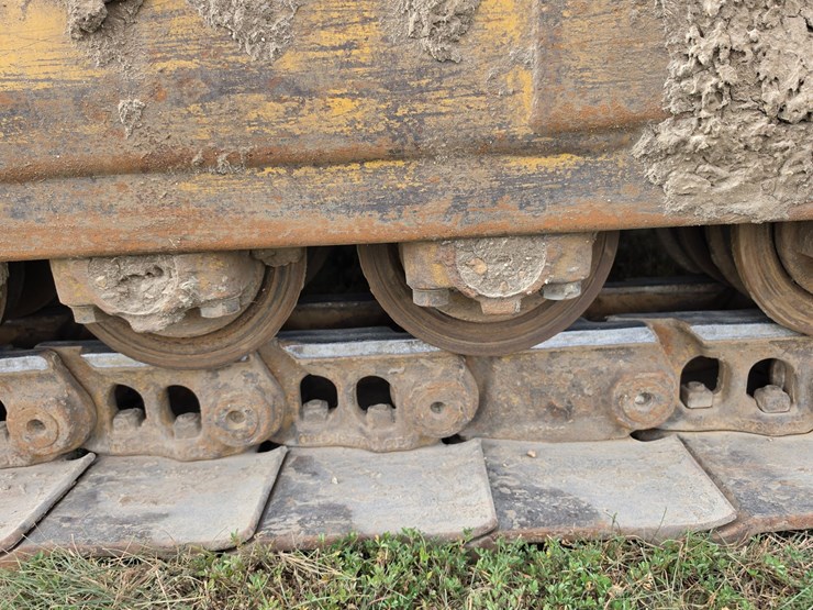 1983-caterpillar-973-image-93