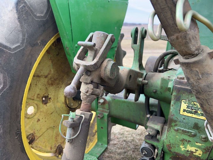 john-deere-720-image-44