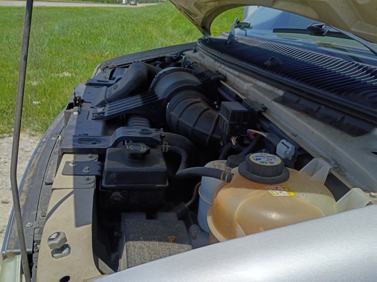 2005-ford-e450-image-19