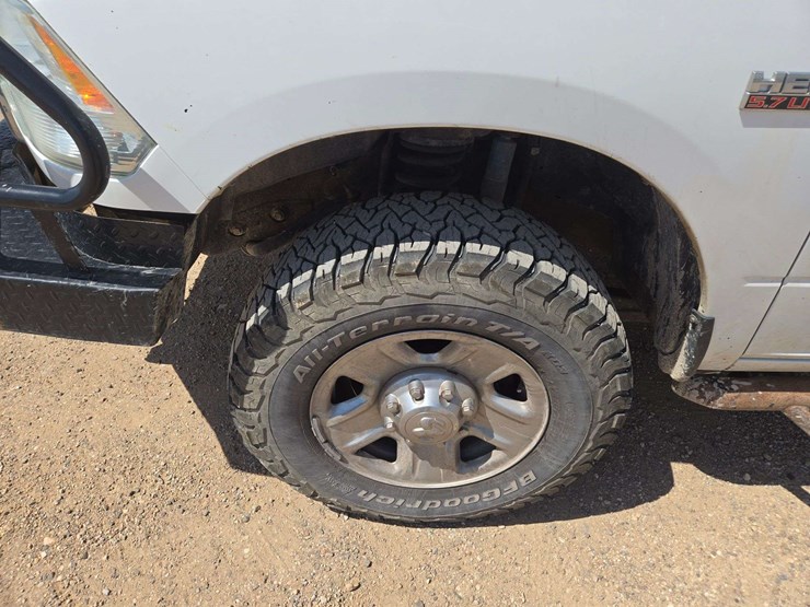2014-ram-2500-slt-image-7