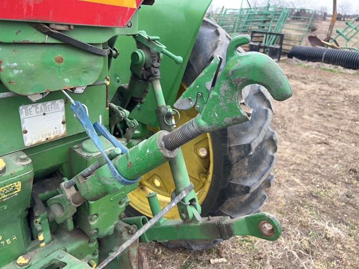 john-deere-530-image-43