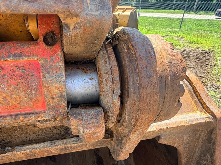 2010-caterpillar-328d-image-144