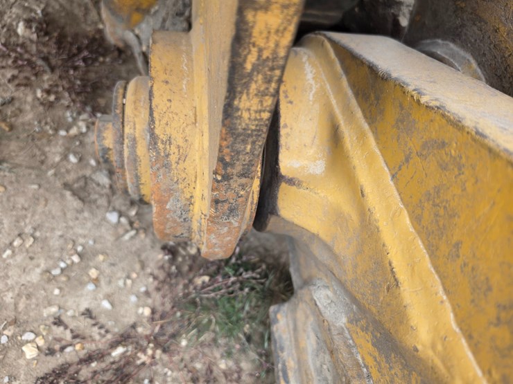 1983-caterpillar-973-image-156