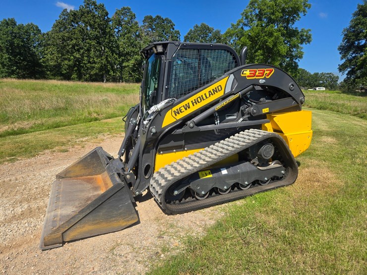 2025-new-holland-c337-image-4