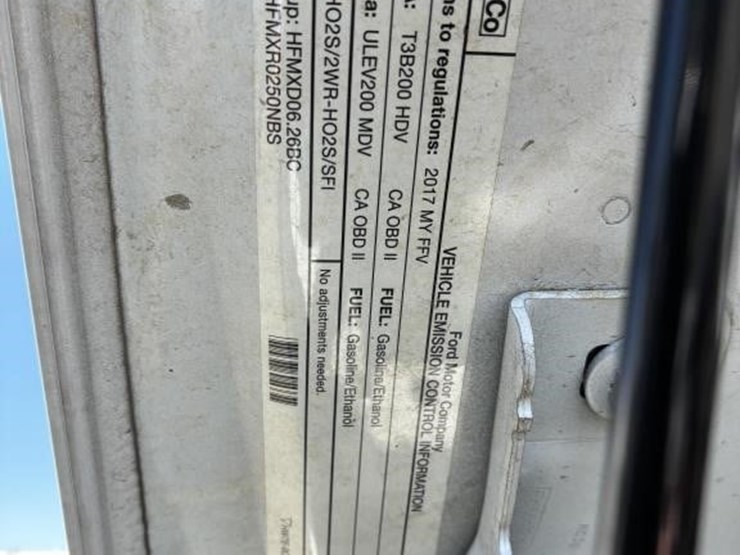 2017-ford-f250-xl-image-9