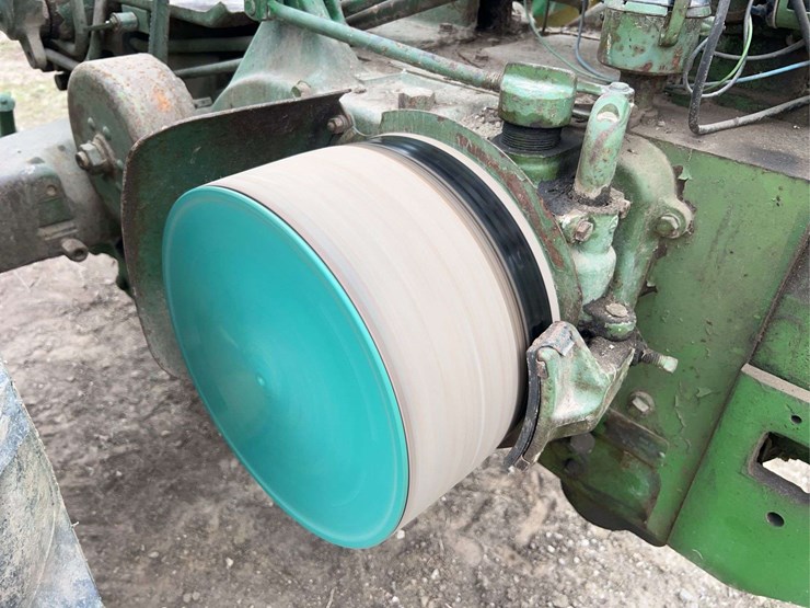 john-deere-620-image-25