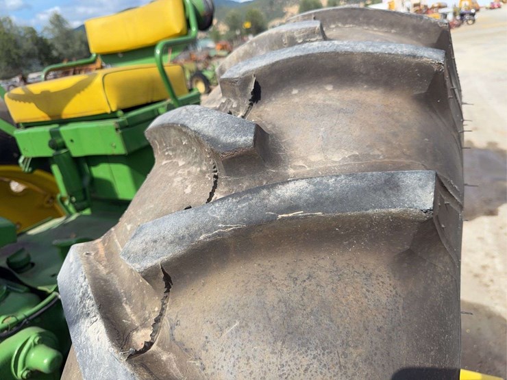 john-deere-730-image-16