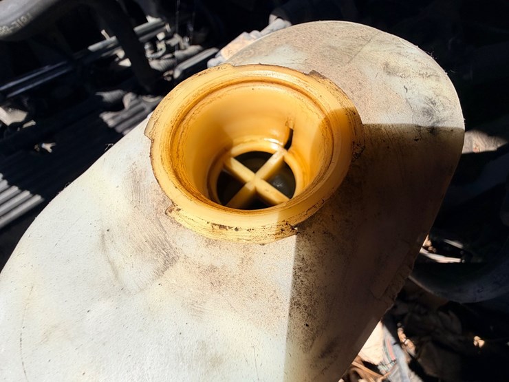 2003-ford-f550-image-33