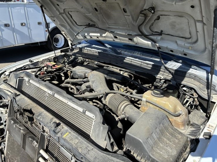 2008-ford-f550-image-12
