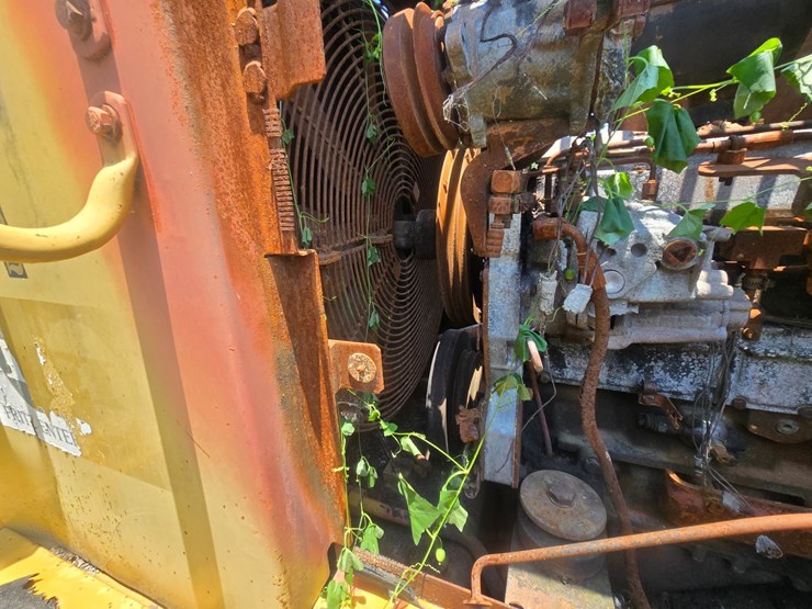 caterpillar-it38f-image-23