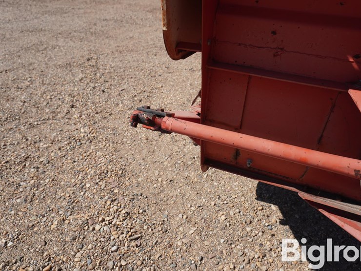hesston-500-image-13