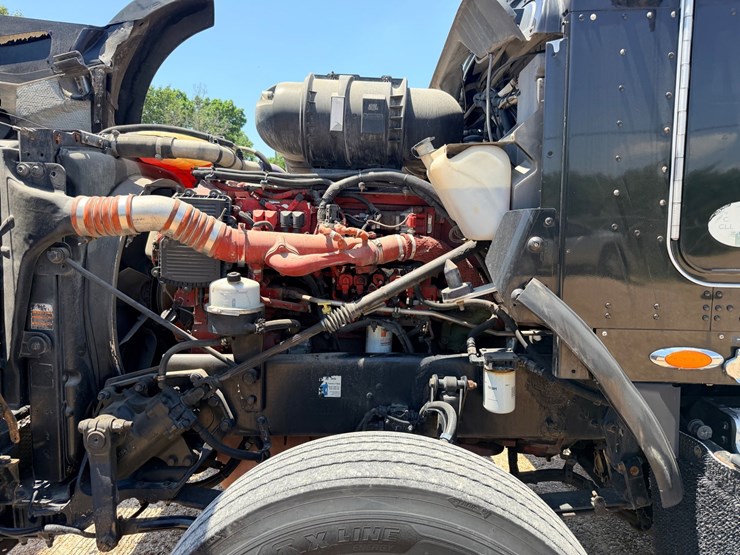 2010-kenworth-t800-image-32
