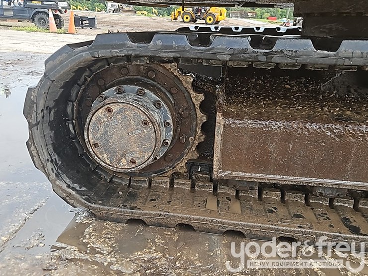 2005-deere-80c-image-9