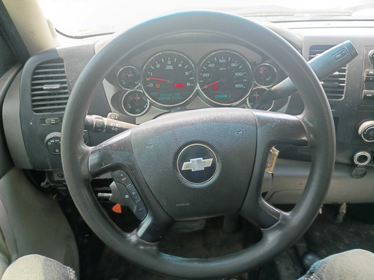 2008-chevrolet-silverado-3500-image-48
